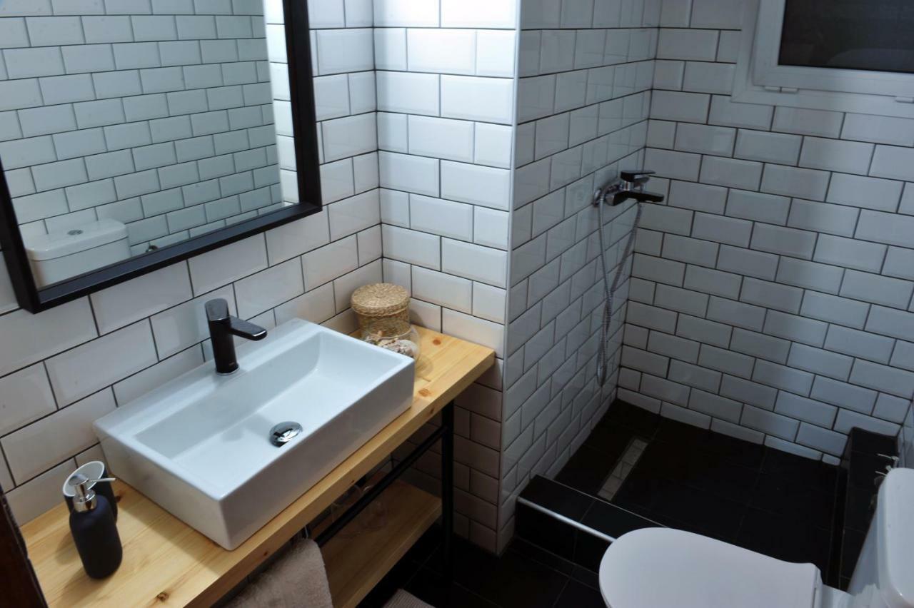 Apartment 99 Néa Péramos Zewnętrze zdjęcie